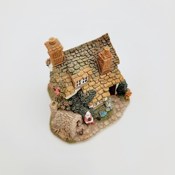 Lilliput Lane | Kiln Cottage | Collectors' Club - Picture 4 of 8